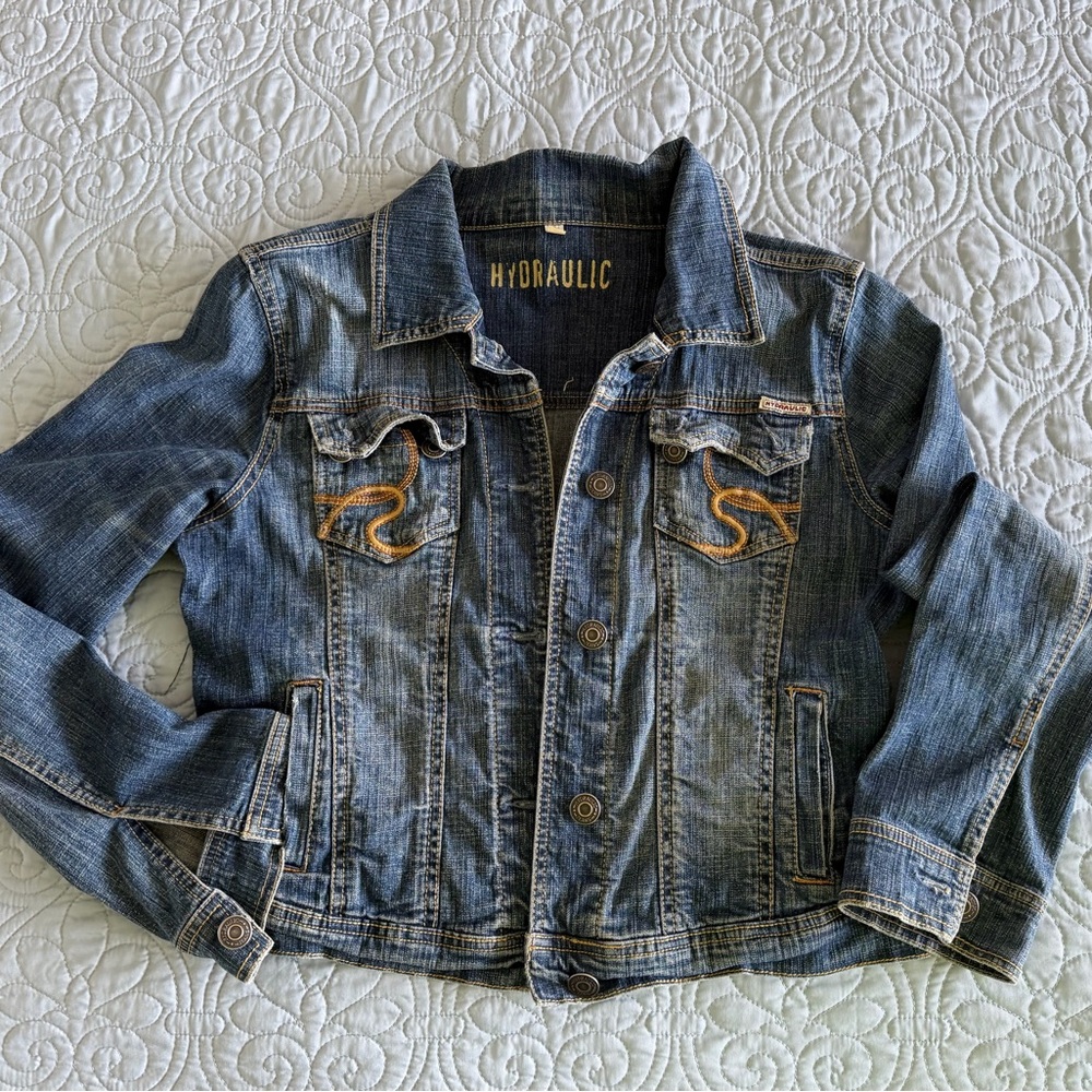 Hydraulic Women’s Blue Denim Jacket with Accent Stitching